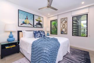 The Posh Penthouse With Stunning Rooftop Oasis, Free Parking And WIFI - Port Douglas - 7