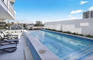 701 Rise - Immaculately presented spacious & light filled unit perfect for your getaway - 6