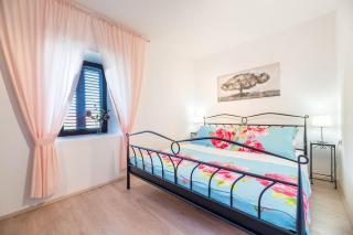 Apartments by the sea Baska, Krk - 22412 - Baška - 3