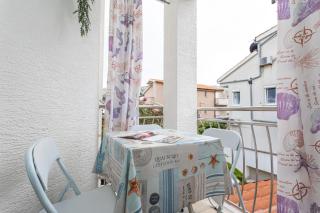 Apartments with parking space Baska, Krk - 22413 - 1