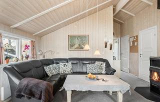 4 Bedroom Cozy Home In Stege - Stege - 8