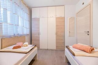 Apartments with parking space Baska, Krk - 22416 - 4