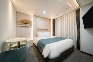 Griffinbay Hotel - Busan - 1