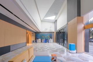 Holiday Inn Express Xiamen Jimei New Town by IHG - Xiamen - 4