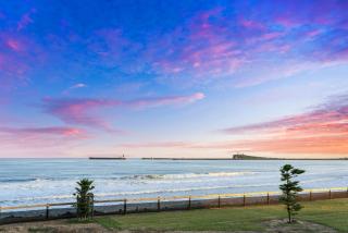 Sea Sand and Serenity at Stockton - Stunning Sophistication - 5