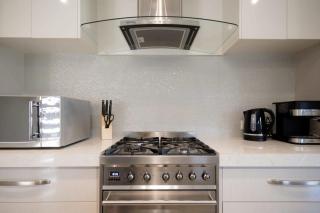 Cute and Cosy 2 Bedroom Unit with Parking and WiFi - Kings Meadows - 2