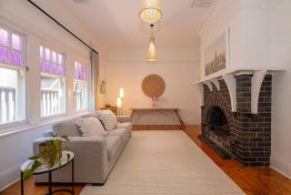 The Bungalow - Boutique Pool Glenelg Beach - Glenelg - 1
