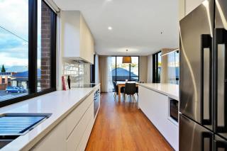 Stunning Apartment in the CBD with Parking & WiFi - Launceston - 2