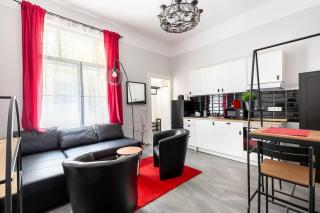 KZ10E Paola apt on Kazinczy utca - Boedapest - 5