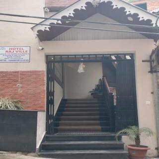 Hotel Raj Ville - Darjeeling Hotel Near Mall Road - 1