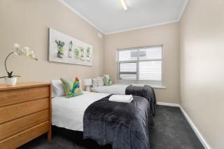 Bellevue Heights HolidayHome - Flinders Uni & Med - Windy Corner - 6