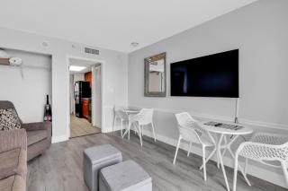 Oceanfront 1 Bedroom Dream at Camelot Resort - Myrtle Beach - 2