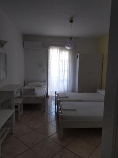 Elpidas studios - Agia Anna Naxos - 9