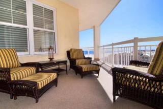Residence 810 At The Grand - 7