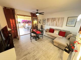 108 Parque Cristina, Ocean View, Heated Pool, Free Wi Fi - 2