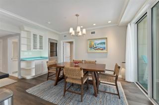 Residence 102 At The Grand - 6