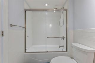 Residence 102 At The Grand - 4