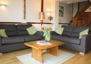 The Hayloft at Carpenters Farm - 6