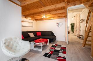 Red Romance Apartment - Budapest - 4
