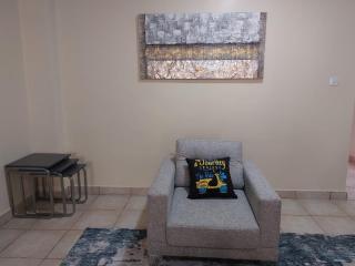 Roma Stays - Elegant 2bedroom Apartment in Busia near weigh bridge - 3