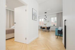 Charming Apartment Plac Zamkowy in Warsaw Old Town by Noclegi Renters - 6