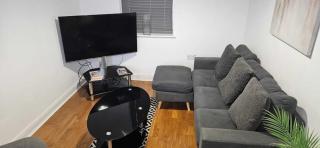 The Boathouse,Flat 29 waterside court - Birmingham - 2