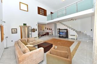 Luxury Household in the Oustkirts of Tinos Town - Agios Sostis - 8