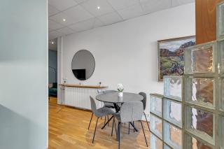 Bright apartment in the Heart of the City! - Reikiavik - 4