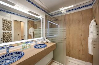 Hotel Saray - Granada - 6