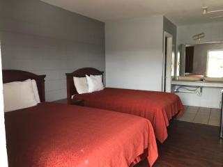Sky Inn Hotel - Birmingham - 1