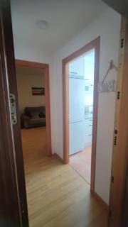 Moderno y Confortable Apartamento en Güejar Sierra, con Aparcamiento, Terraza, WI-FI - Güéjar-Sierra - 3