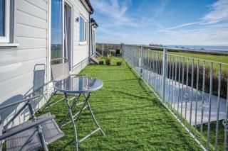 The Penthouse - 1 Bedroom Apartment - Ocean Breeze - Port-Eynon - 4