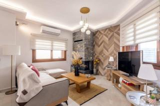 Luxury Four Season Villa by the sea - 8