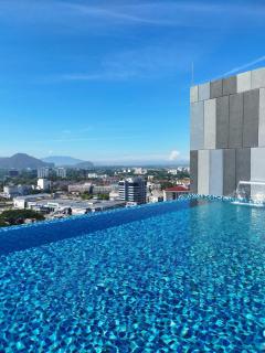 The Horizon Ipoh by Yan's Home - Sky Infinity Pool - Ipoh - 8