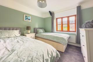 Seaside-Dog Friendly-Country Cottage-w log burner - Worle - 5