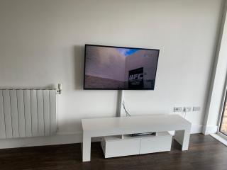 2 bedroom 2 bath 1 ensuite in Roya Asenal beautiful views & parking - Woolwich - 5