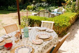 Newly Renovated Cottage 150m from Waterfront - 6