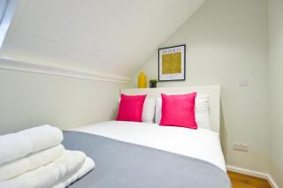 Split Level Studio at West Hampstead by Concept Apartments - London - 3