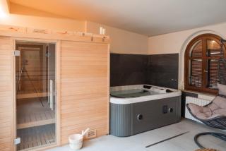 Le Torri - Castiglione Falletto - 1