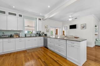 Heated Pool, Beach, Miramar Villa by RoveTravel - 3