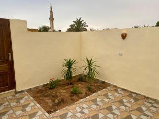 Dahab Smart Suite AC, Air fryer, & Bike - 6