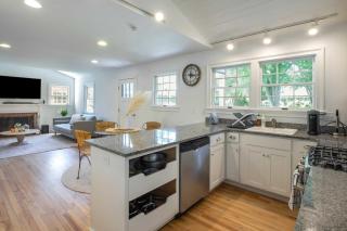 Heated Pool, Driftwood Cottage by RoveTravel - East Hampton - 8