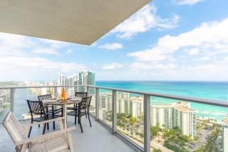 Amazing Pools Luxury 2Br Front Ocean Bay View - Hollywood - 5