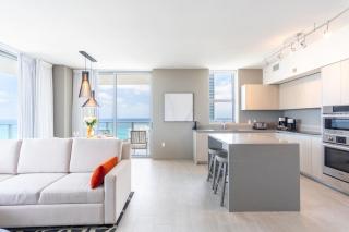 Amazing Pools Luxury 2Br Front Ocean Bay View - Hollywood - 2