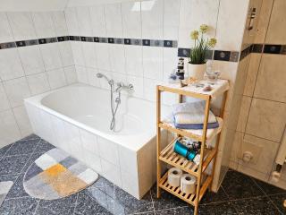 Exclusive Dachgeschosswohnung in Haren/Emmeln - Haren - 7