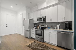NEW! Sangria Suite - Upscale Ybor City Studio, Right On 7th Ave - Tampa - 7
