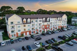 H4N Furnished Apartments Near Naval Station Norfolk - 3