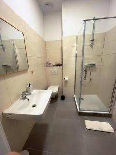 Wohngut-Appartement 50qm 2, Zimmer für max 5 Pers inklusive Parkplatz - Hagen - 4
