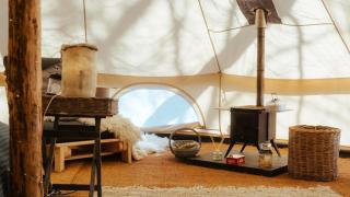 Cuddfan Bach (The Little Hideaway) at Camp Plas - Welshpool - 9