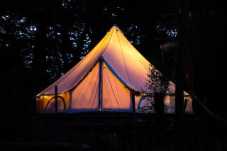 Cuddfan Bach (The Little Hideaway) at Camp Plas - Welshpool - 3